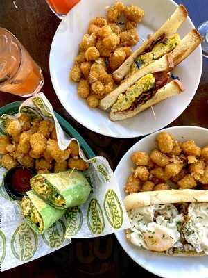 Sports Grill On The Green