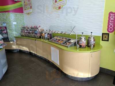 Menchie's Frozen Yogurt