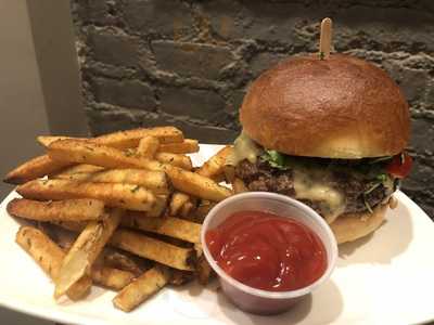 Streetsweeper Cafe & Lounge