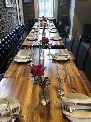 Streetsweeper Cafe & Lounge