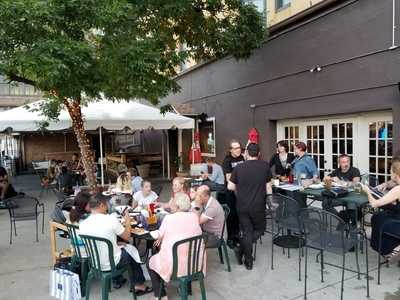 Wise Owl Drinkery & Cookhouse