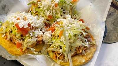 El Sampa Taqueria Bar