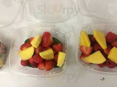 Muscle Maker Smoothie Bar And Cafe