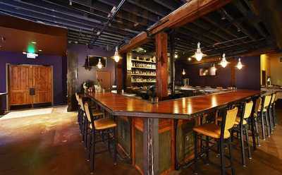 Victory Hall And Parlor