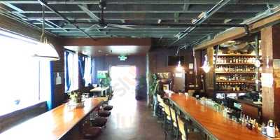 Victory Hall And Parlor