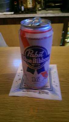 Greg's Backyard Bar & Grill