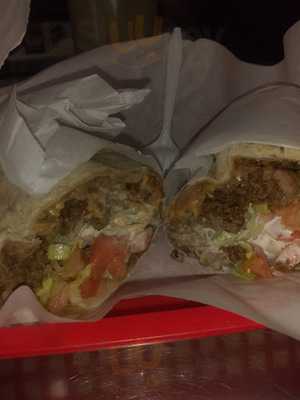 Raymond's Hamburgers And Tacos