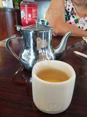 April Chinese Restaurant