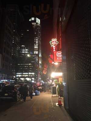 St Patrick's Bar And Grill