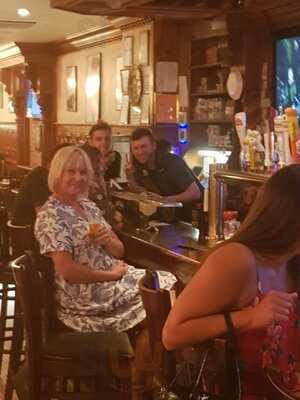 St Patrick's Bar And Grill