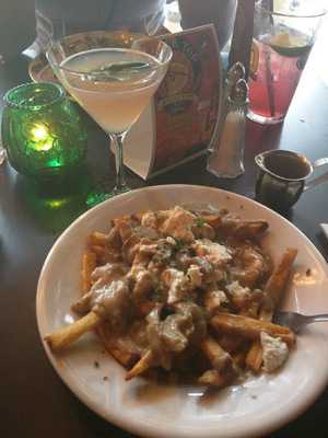 Zoe's Bar And Restaurant