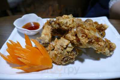 Sake' Japanese & Thai Cuisine