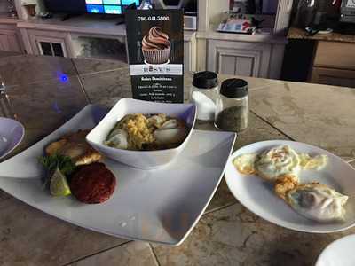 Rosy's Cakery & Cafe