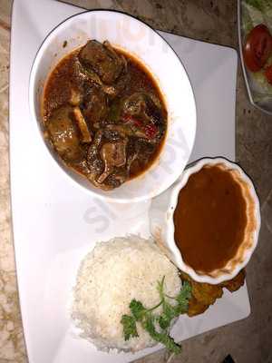 Rosy's Cakery & Cafe