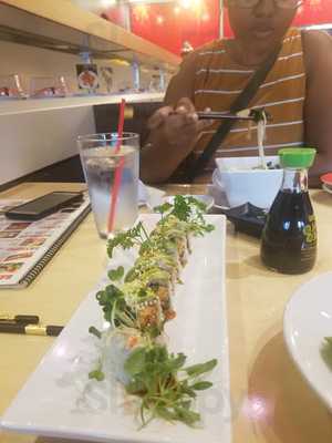 Kaizen Revolving Sushi