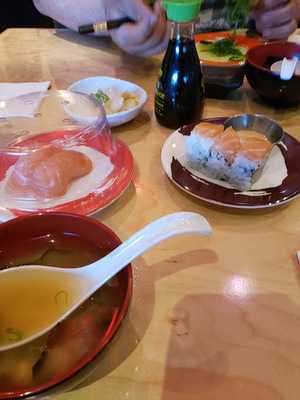 Kaizen Revolving Sushi