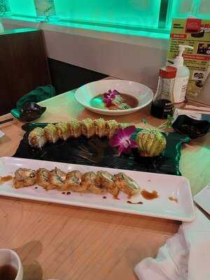 Kaizen Revolving Sushi