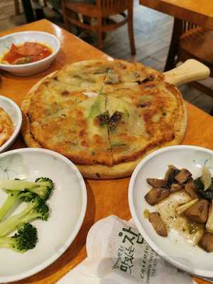 Ducky Wok Restaurant