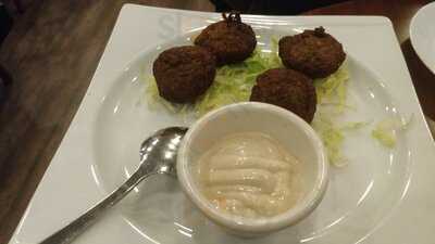 Seven Hills Mediterranean Grill