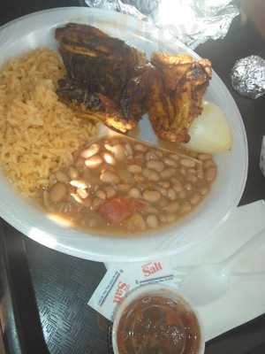 El Pollo Rico Taqueria