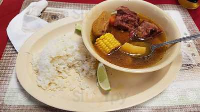 La Nueva Alameda Cafeteria