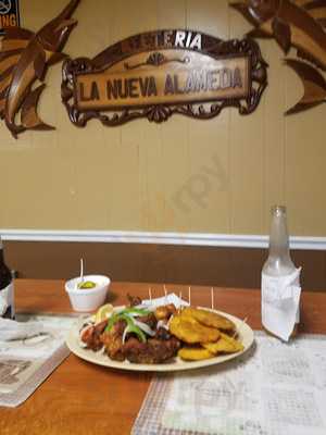 La Nueva Alameda Cafeteria