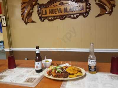 La Nueva Alameda Cafeteria