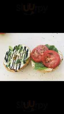 The Coffee Bean & Tea Leaf