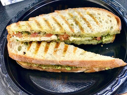 The Coffee Bean & Tea Leaf