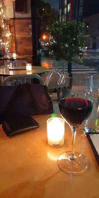 Custom American Wine Bar