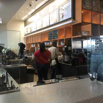 The Coffee Bean & Tea Leaf