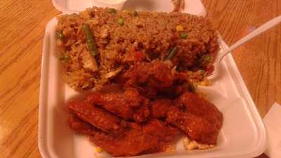 Hot-lantas Chicken And Fish