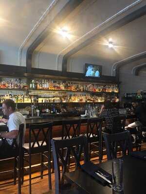 Heritage Restaurant & Bar