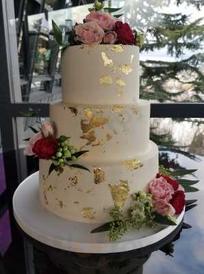 New Renaissance Cakes