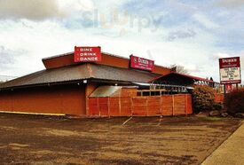 Duke's Hometown Bar & Grill