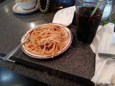 Giuseppe's Italian Restaurant And Lounge