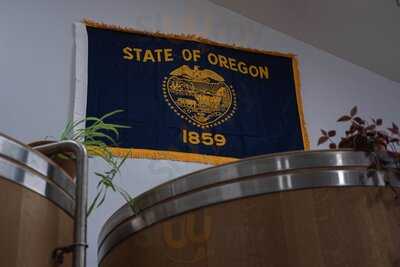 Von Ebert Brewing Glendoveer