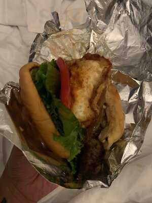 Lucky's Famous Burgers