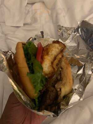 Lucky's Famous Burgers