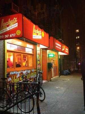 Lucky's Famous Burgers