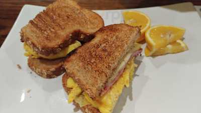 Hollywood Cafe On Fillmore