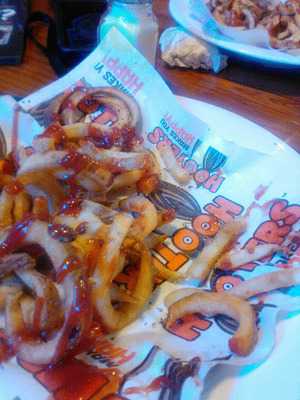 Hooters