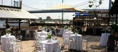 Cavanaugh's River Deck