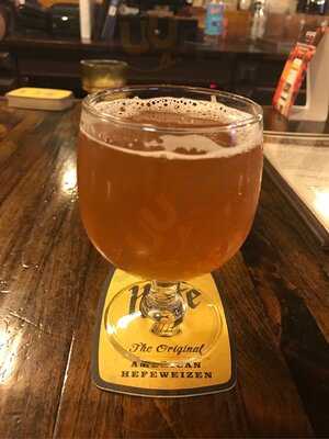 Arts And Crafts Beer Parlor