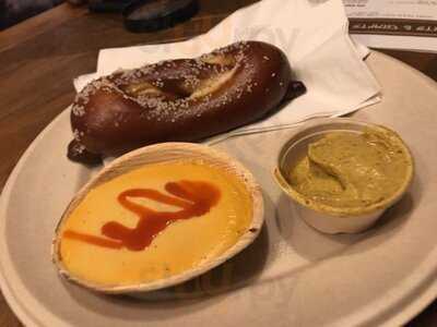 Arts And Crafts Beer Parlor