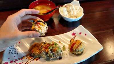 Wonderful Sushi Hillcrest