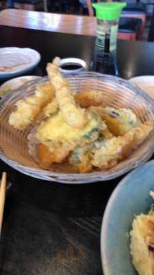 Wonderful Sushi Hillcrest