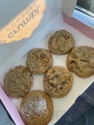 Crumbl Cookies Centennial