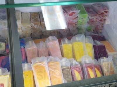 La Flor De Michoacan Restaurant