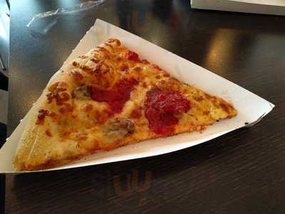 Frankie's By The Slice - Navy Pier